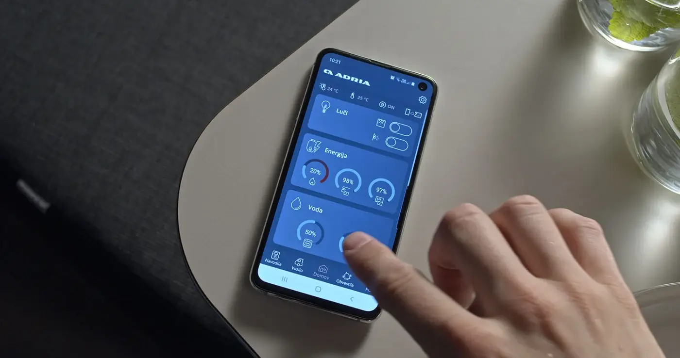 Adria MACH App zur Steuerung des Coral