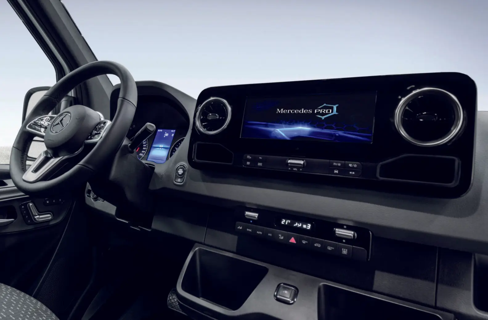 Cockpit des Mercedes-Benz Sprinter im Adria Matrix