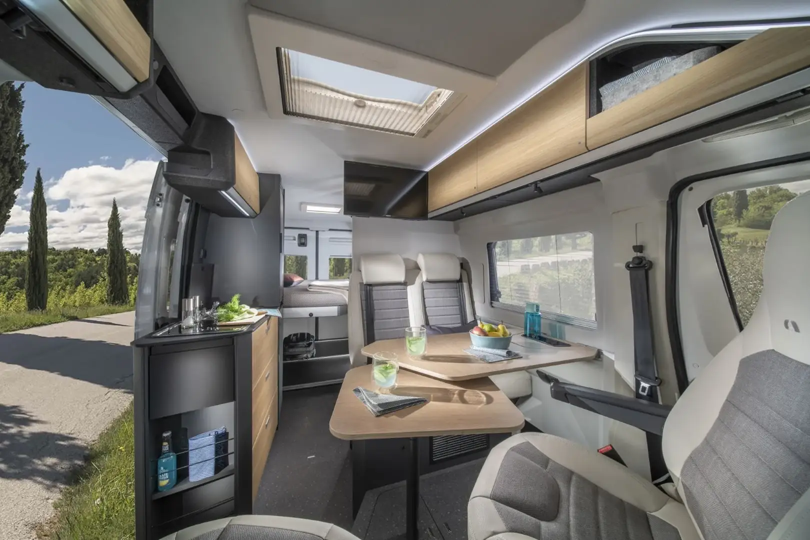 Innenraum im Adria Twin 640 SGX