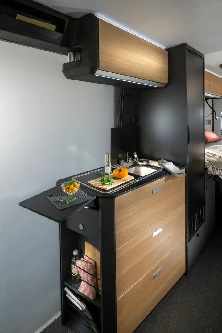 Küche im Adria Twin 600 SPB