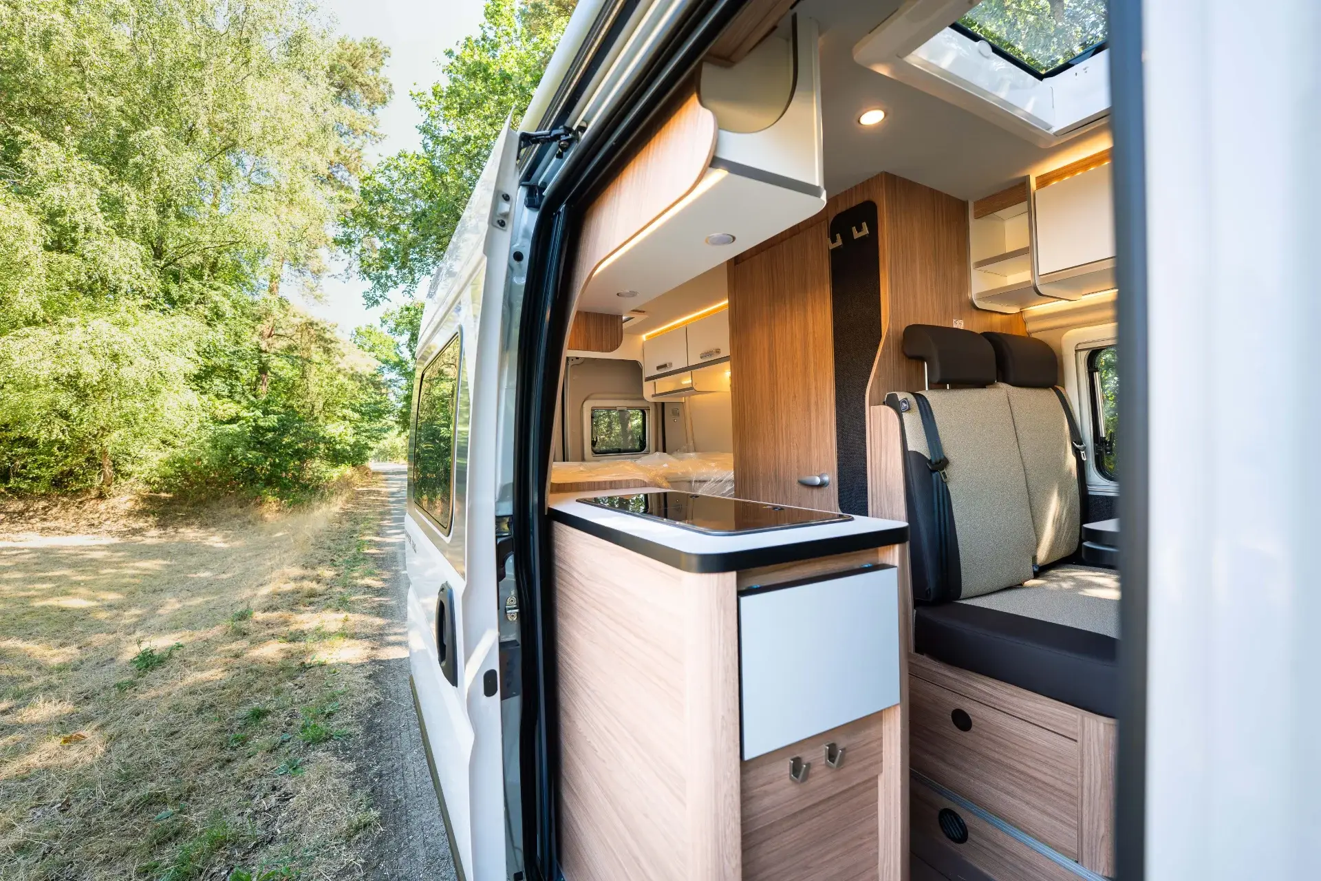 ROADfans Hopper 600 ME Einstieg und Wohnraum